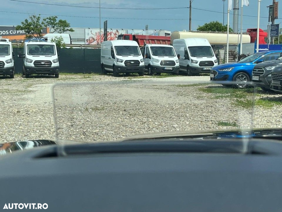 Ford Kuga - 23