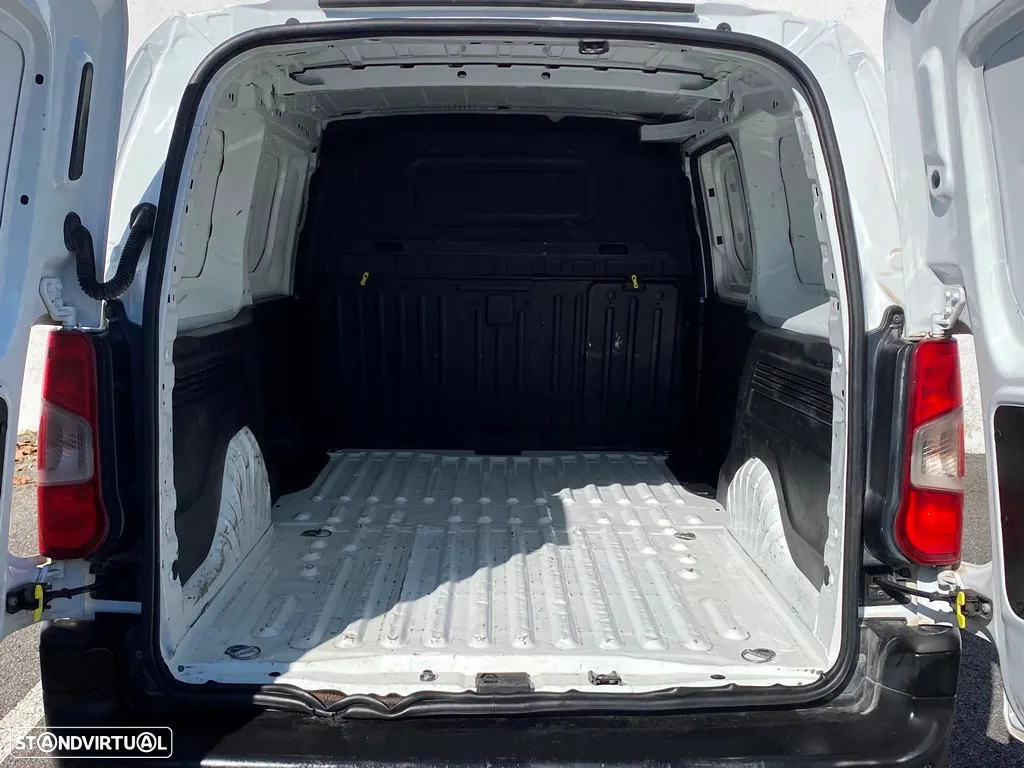 Peugeot Partner Longa 3 Lugares 1.5 BlueHdi - 17