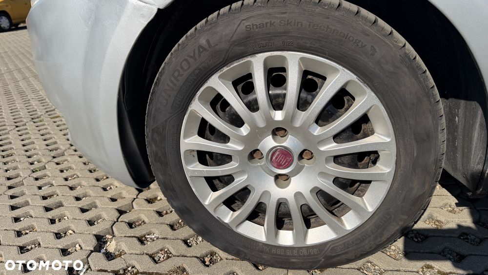 Fiat Grande Punto 1.3 Multijet 16V Dynamic - 19