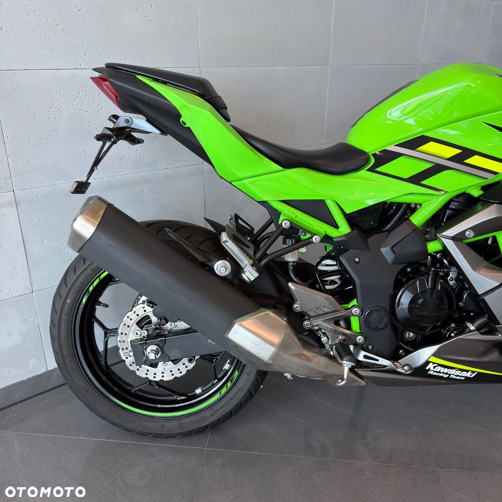 Kawasaki Ninja - 6
