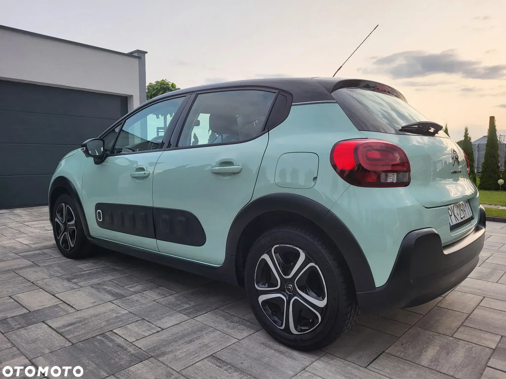 Citroën C3 1.2 PureTech Shine - 8