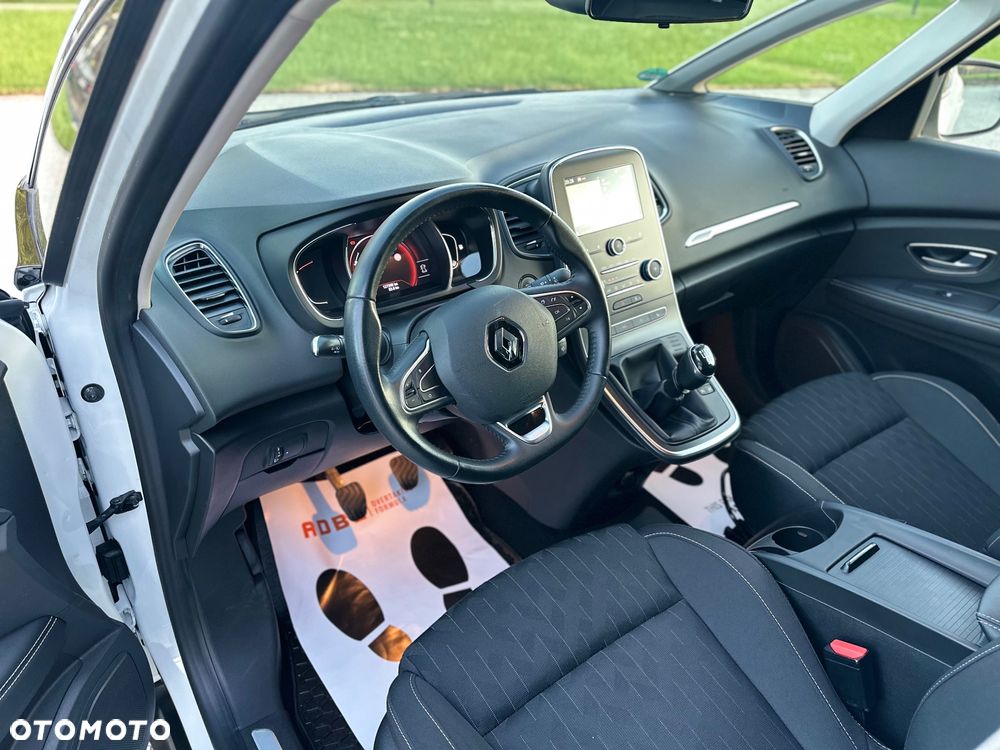 Renault Scenic - 18