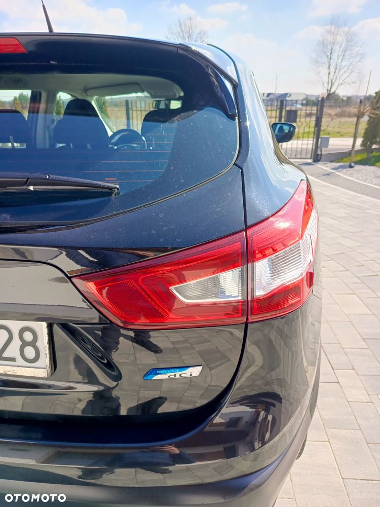 Nissan Qashqai - 25