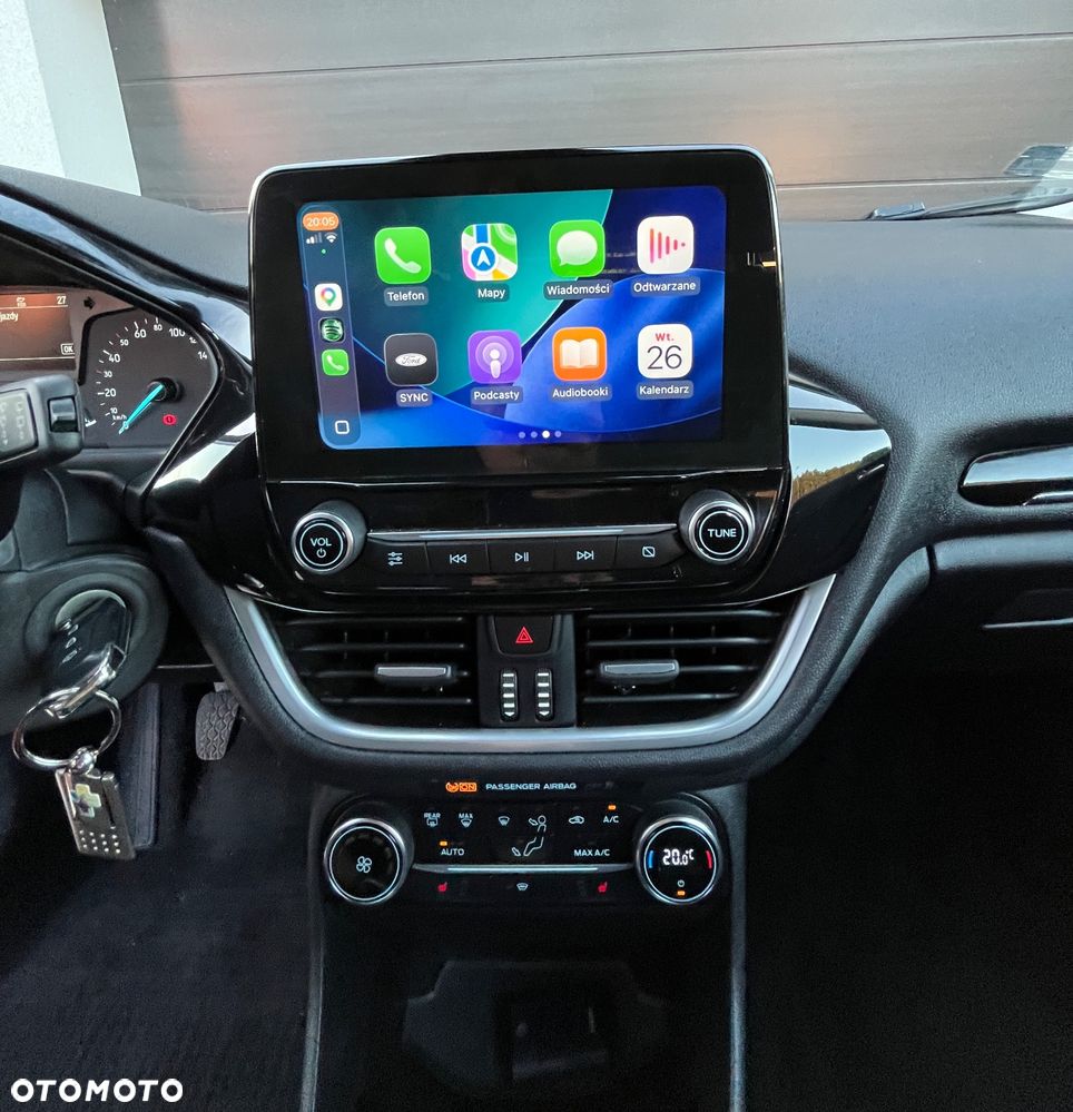Ford Fiesta - 25