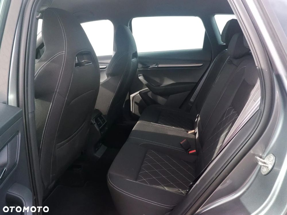 Skoda Karoq 1.5 TSI ACT Sportline DSG - 10