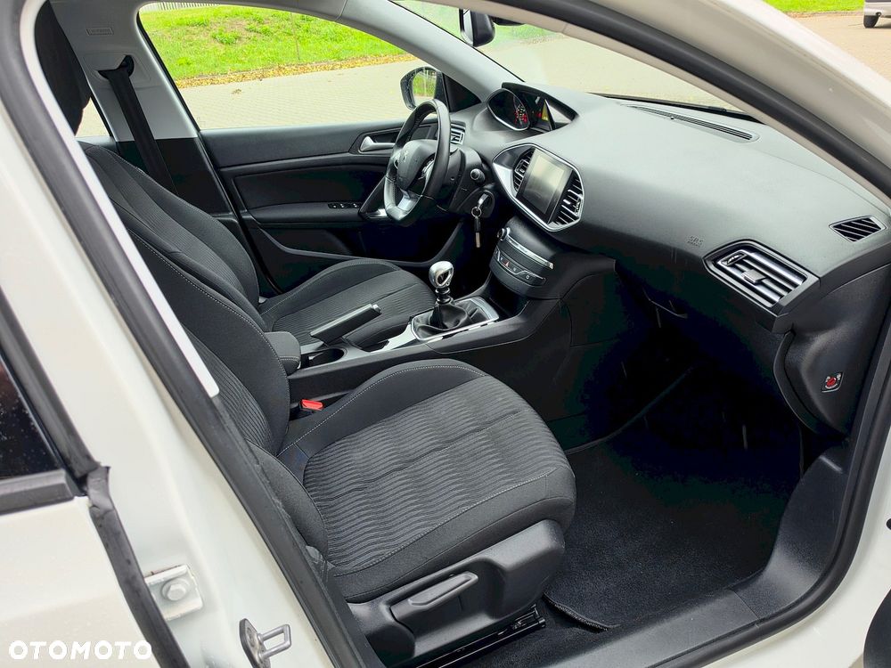Peugeot 308 PureTech 130 Stop & Start Access - 19