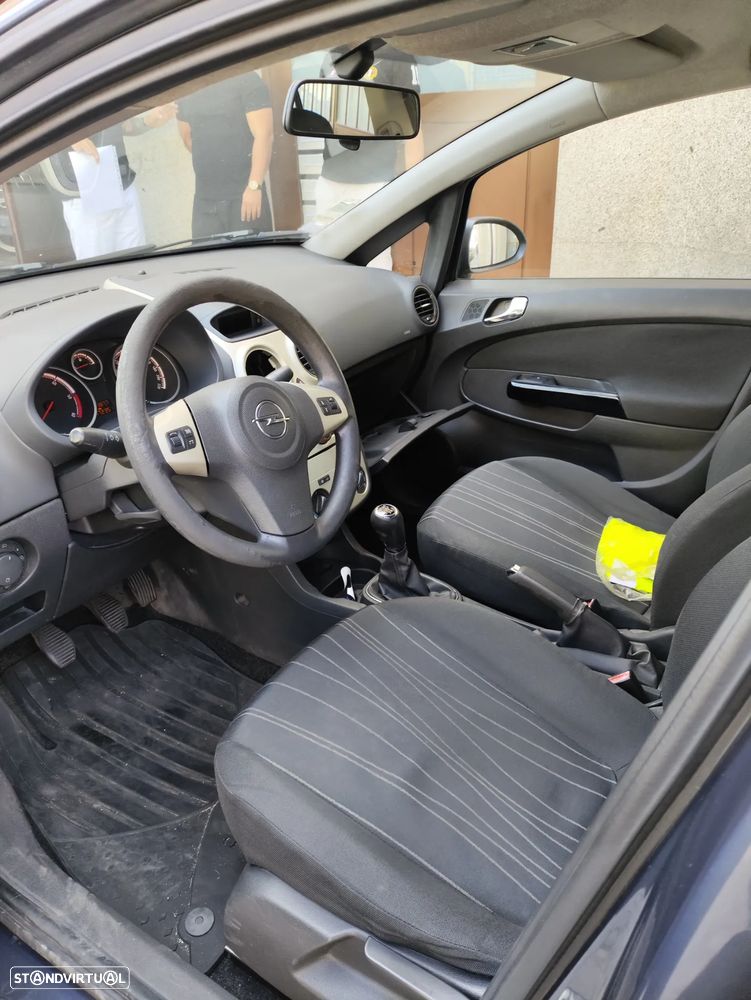 Opel Corsa 1.3 CDTi Enjoy - 4