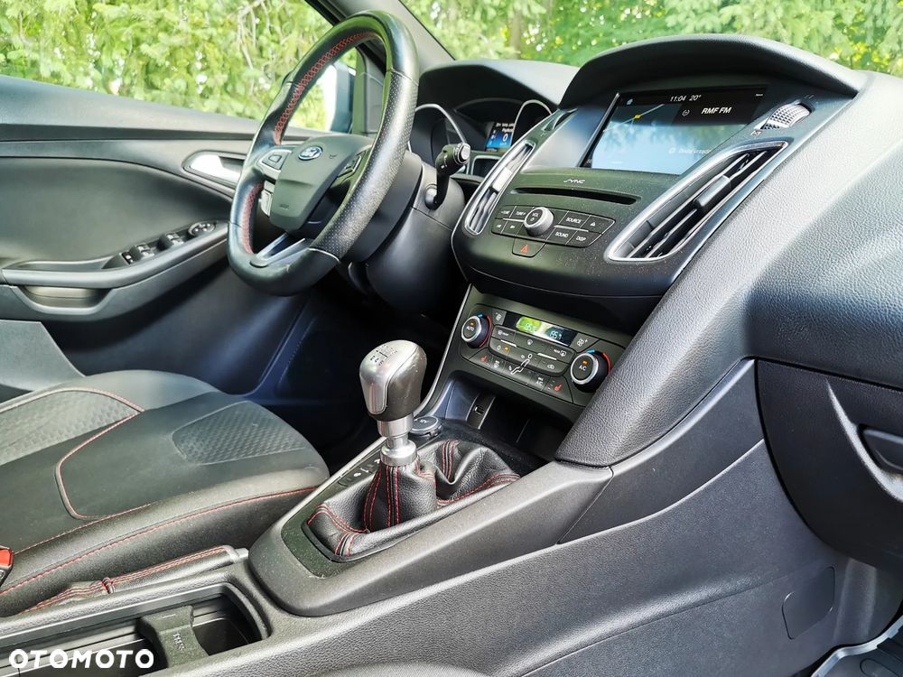 Ford Focus 1.5 EcoBoost STart-Stopp-System ST-LINE - 7