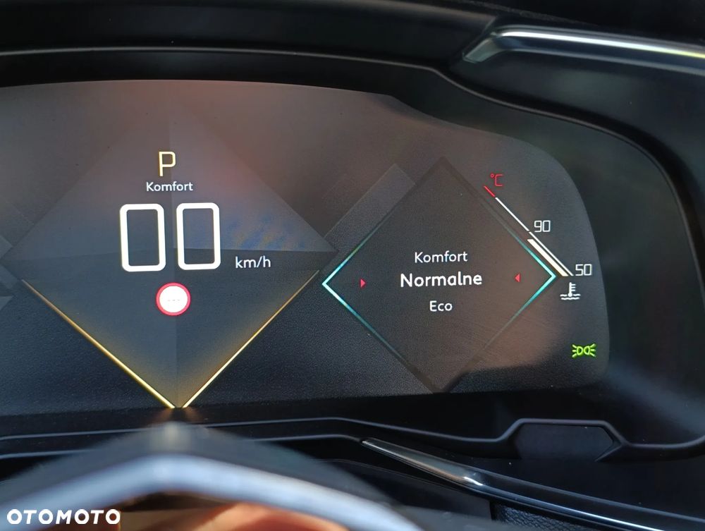 DS Automobiles DS 7 Crossback 1.6 PureTech GPF Performance Line + - 35