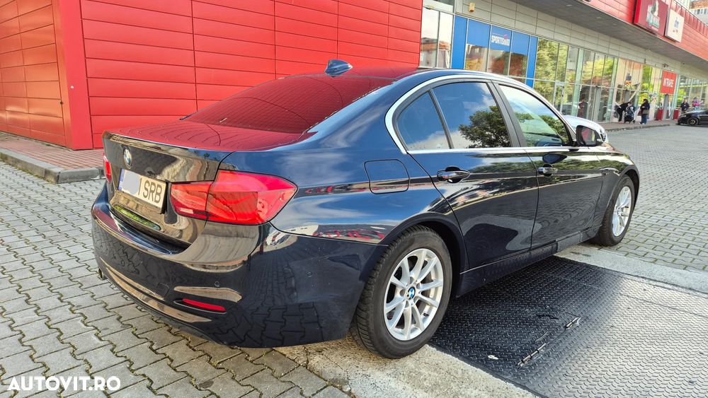BMW Seria 3 320d Sport-Aut. Sport Line - 15