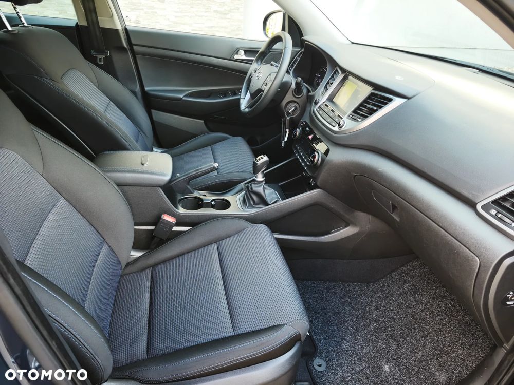 Hyundai Tucson blue 1.6 GDi 2WD Navi - 9