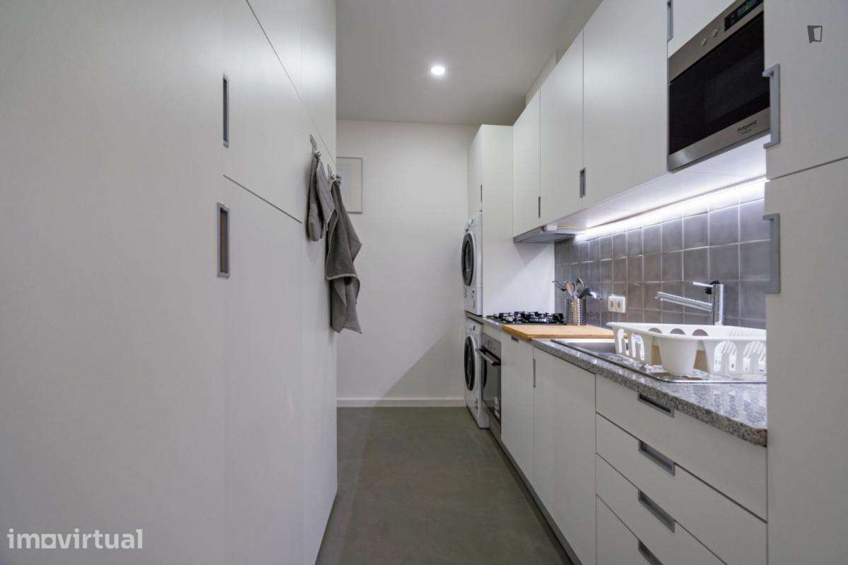 Quarto - localizado em Saldanha Lisbon - Grande imagem: 5/11