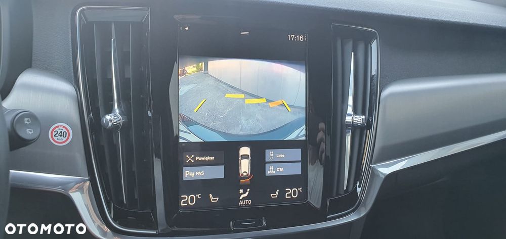 Volvo V90 D4 Momentum - 18
