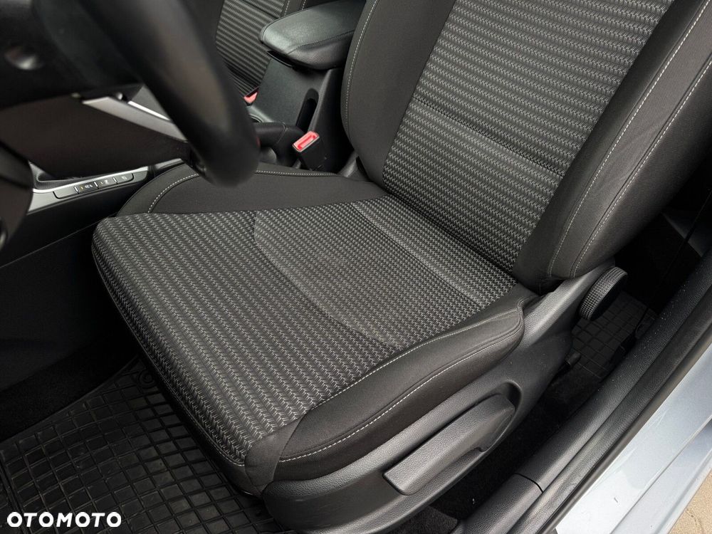Kia Ceed 1.5 T-GDI M - 12