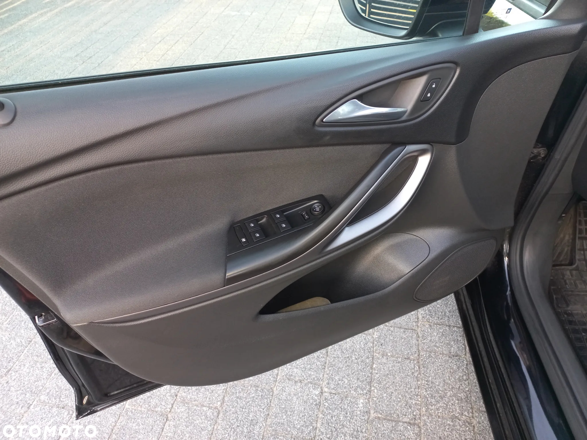 Opel Astra IV 1.6 CDTI Sport - 14