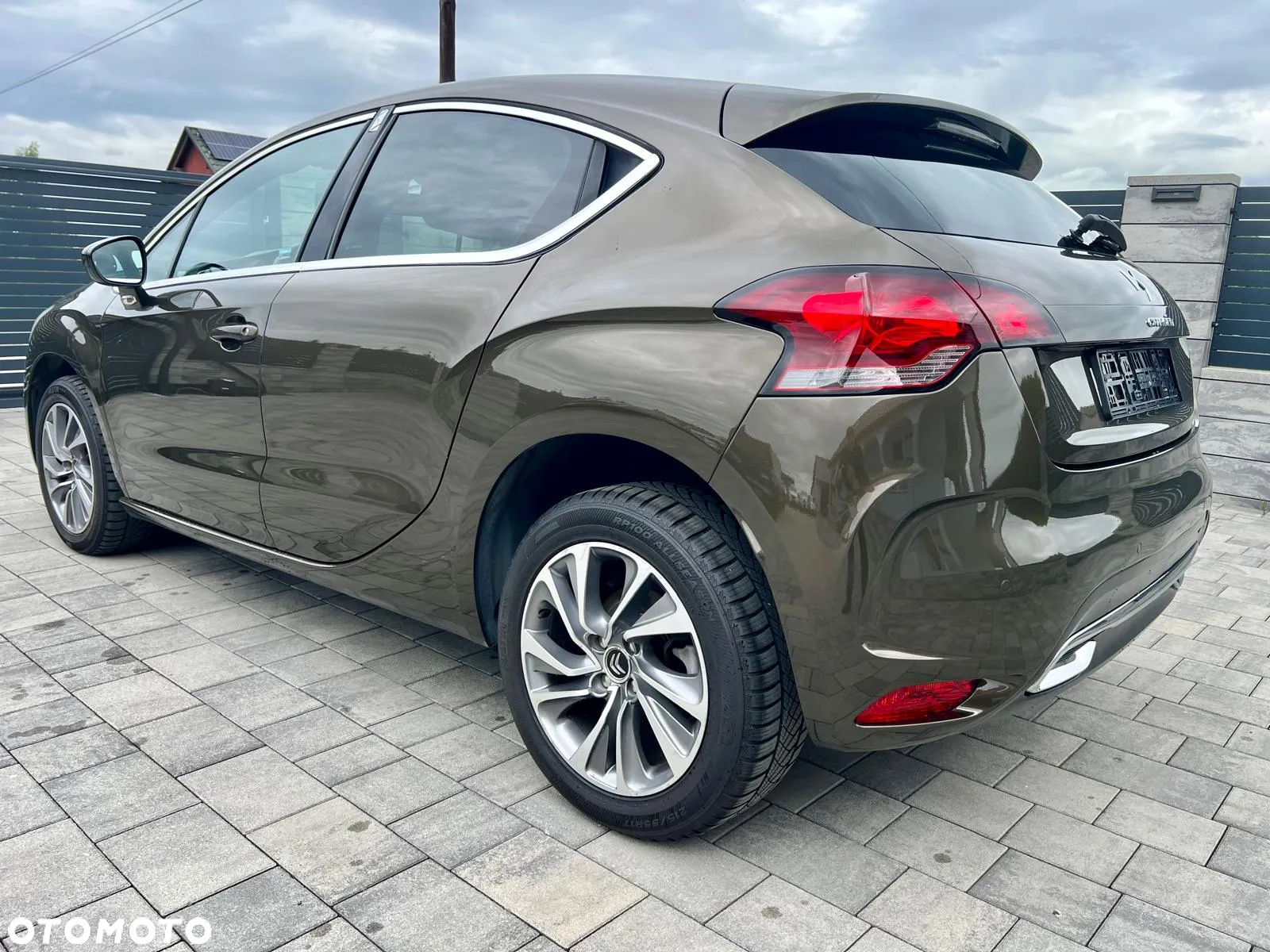 Citroën DS4 HDi 110 SoChic - 5