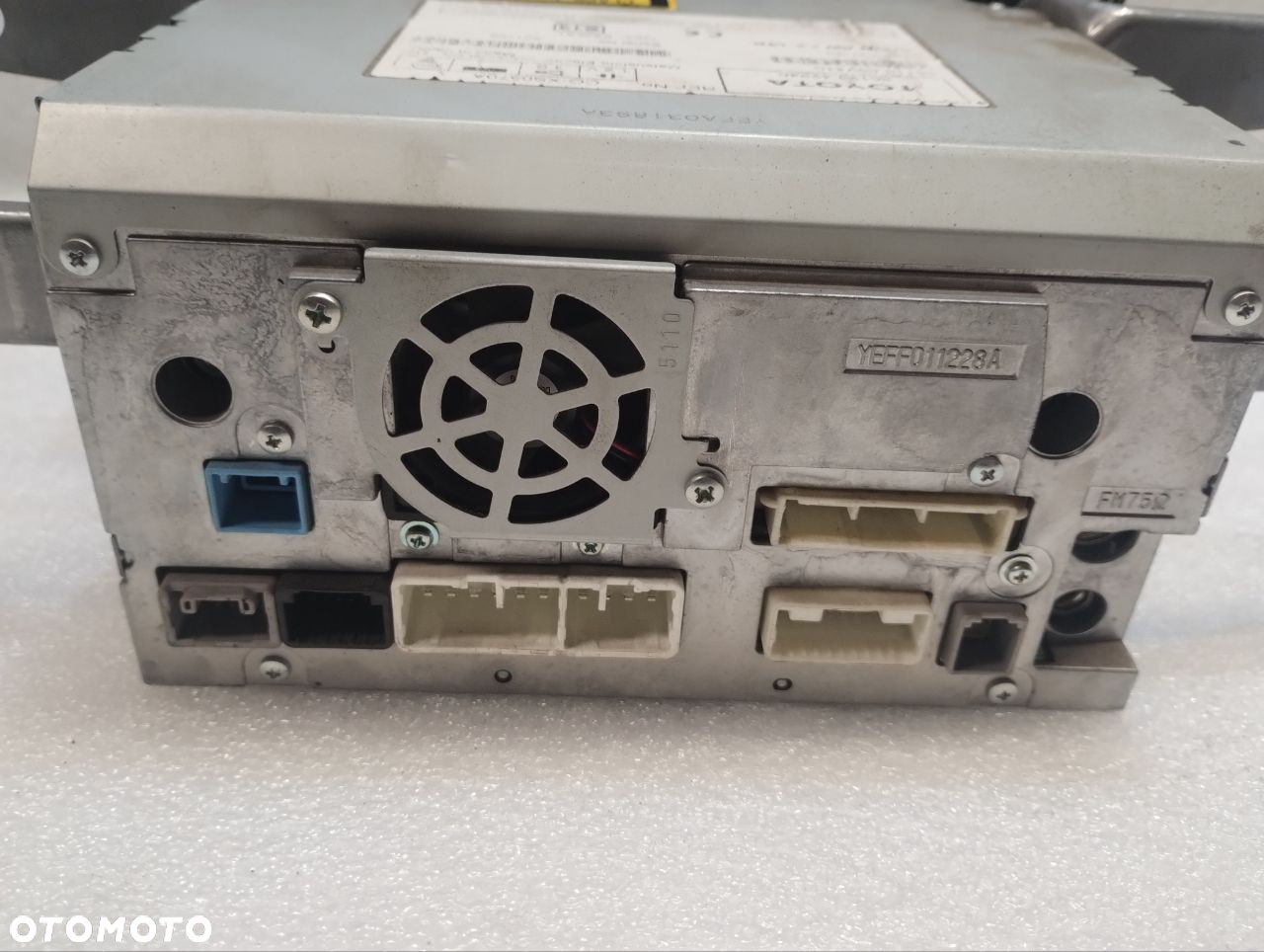 RADIO TOYOTA RAV4 III 86120-42240 - 3