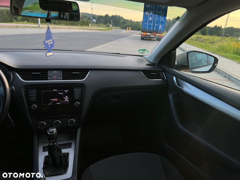 Volkswagen Polo 1.0 Trendline - 19