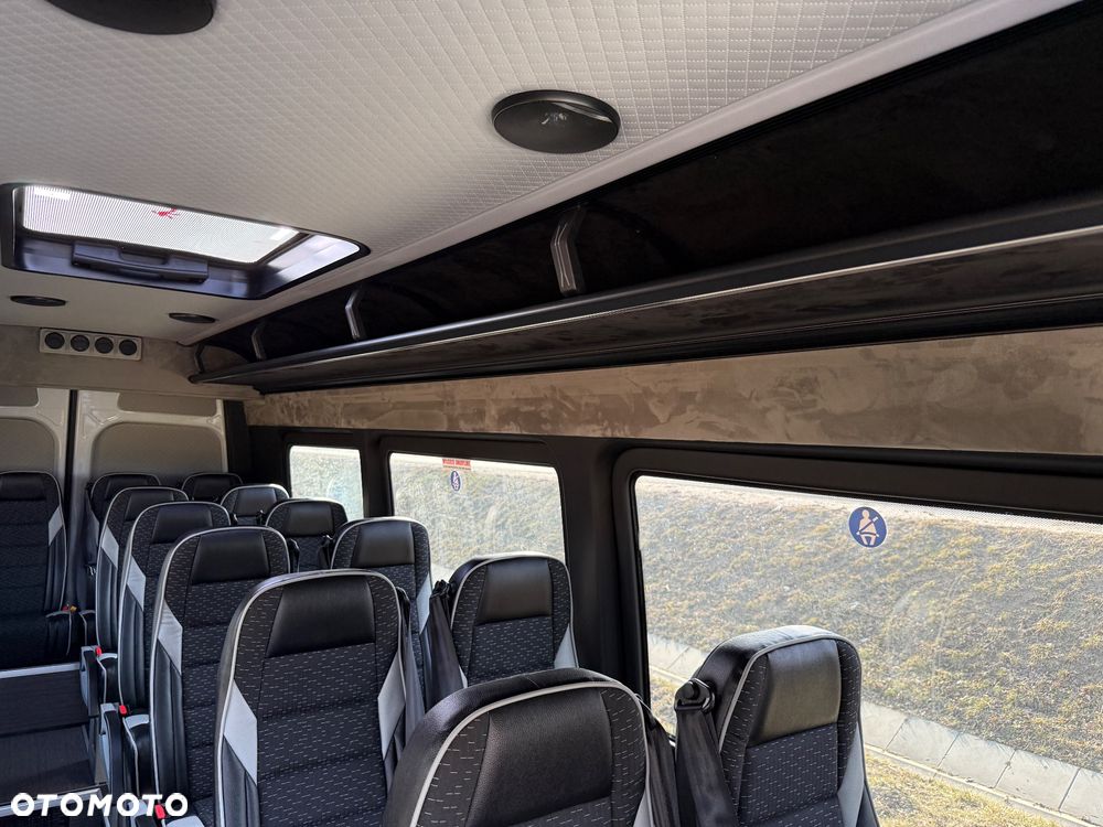 Mercedes-Benz Sprinter 517 - 15