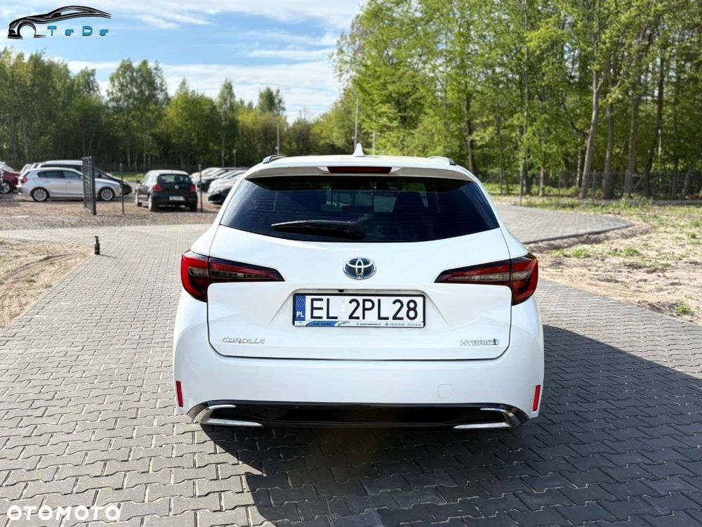 Toyota Corolla 1.8 Hybrid Executive - 18