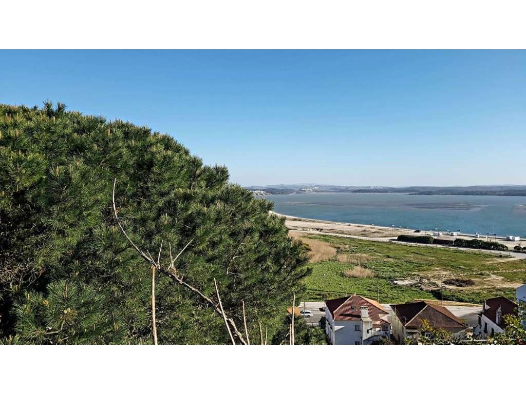 Terreno para 2 moradias com vista Lagoa de Óbidos - Grande imagem: 4/6