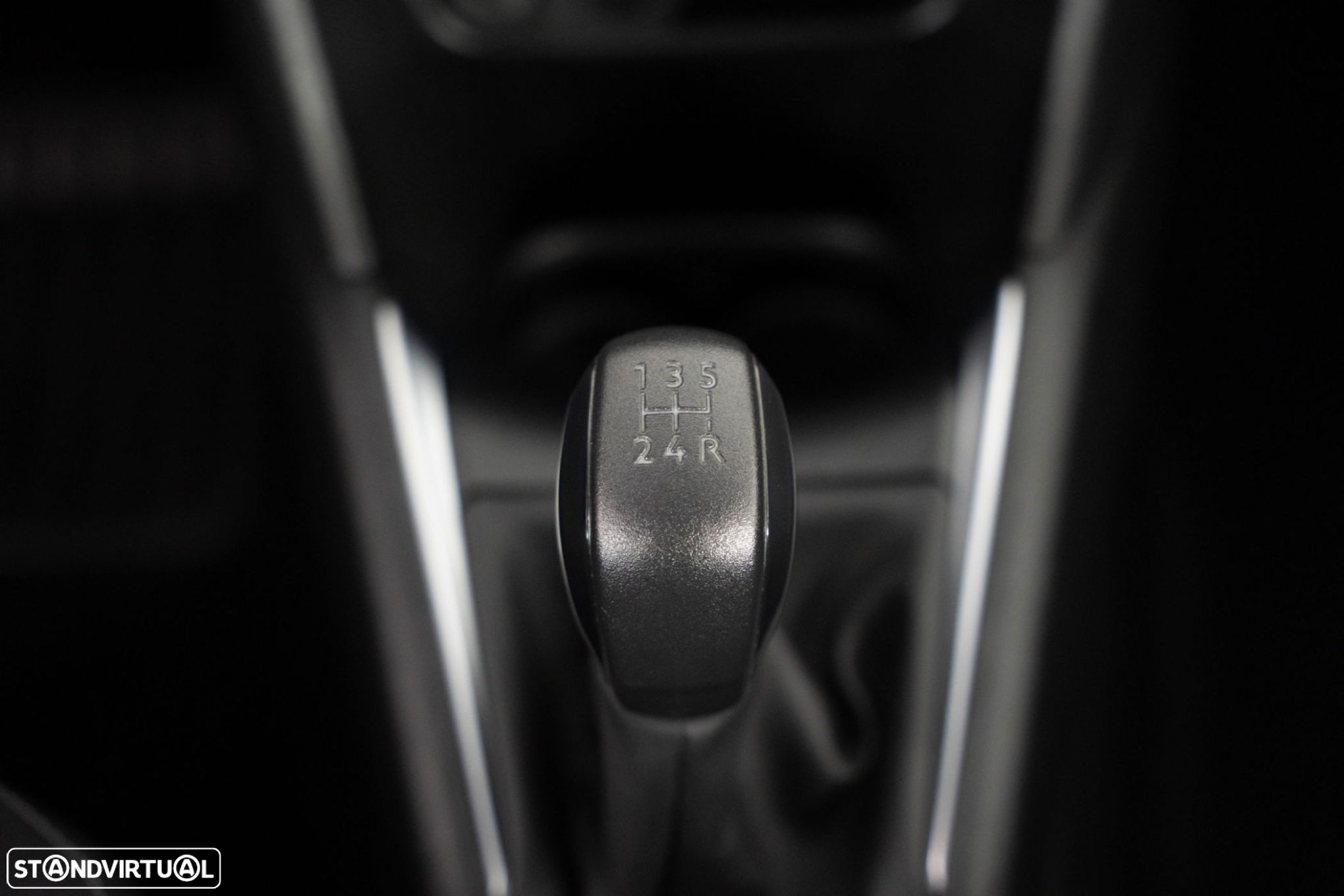 Peugeot 208 1.2 PureTech Active - 23