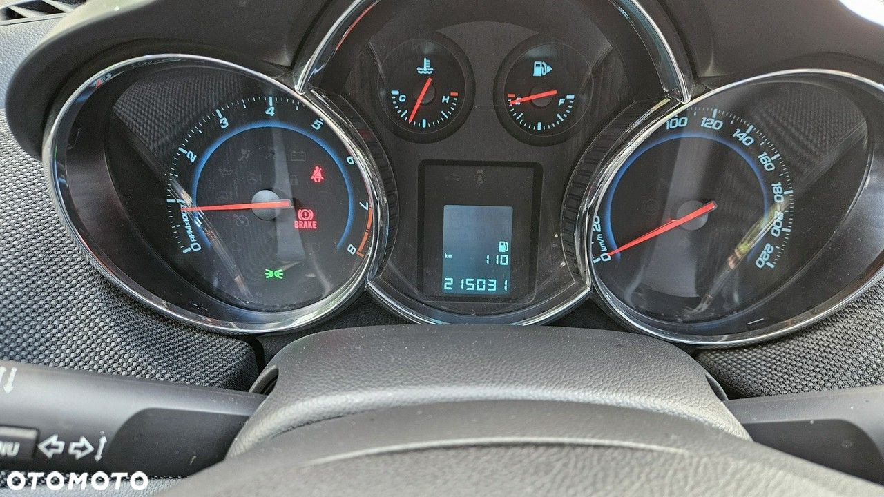 Chevrolet Cruze 1.8 LT - 22