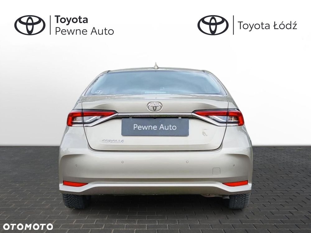 Toyota Corolla - 5