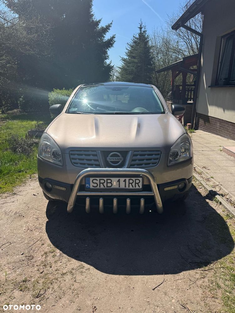 Nissan Qashqai - 2
