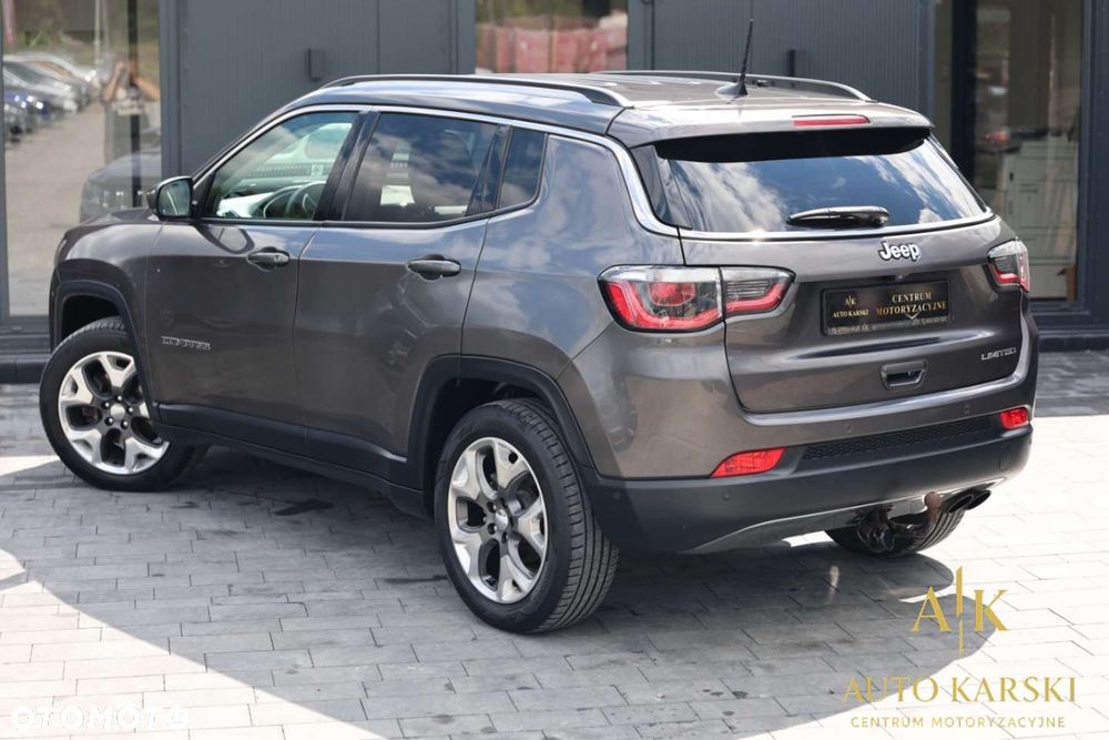 Jeep Compass - 10