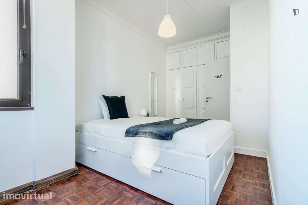 Quarto - localizado em Benfica Lisbon - Grande imagem: 3/12