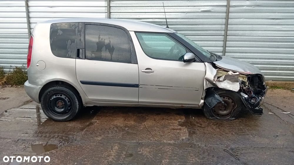 TYLKO CZĘŚCI Skoda Roomster I 5J 1.9 tdi bsw 105KM 77kW 06r-10r Lakier 9202 - 5