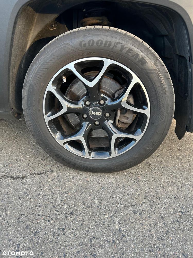 Jeep Renegade 1.6 E-TorQ Sport FWD - 6