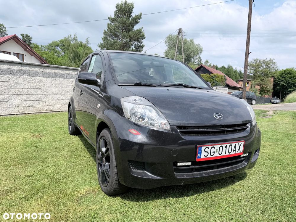 Daihatsu Sirion 1.0 - 2