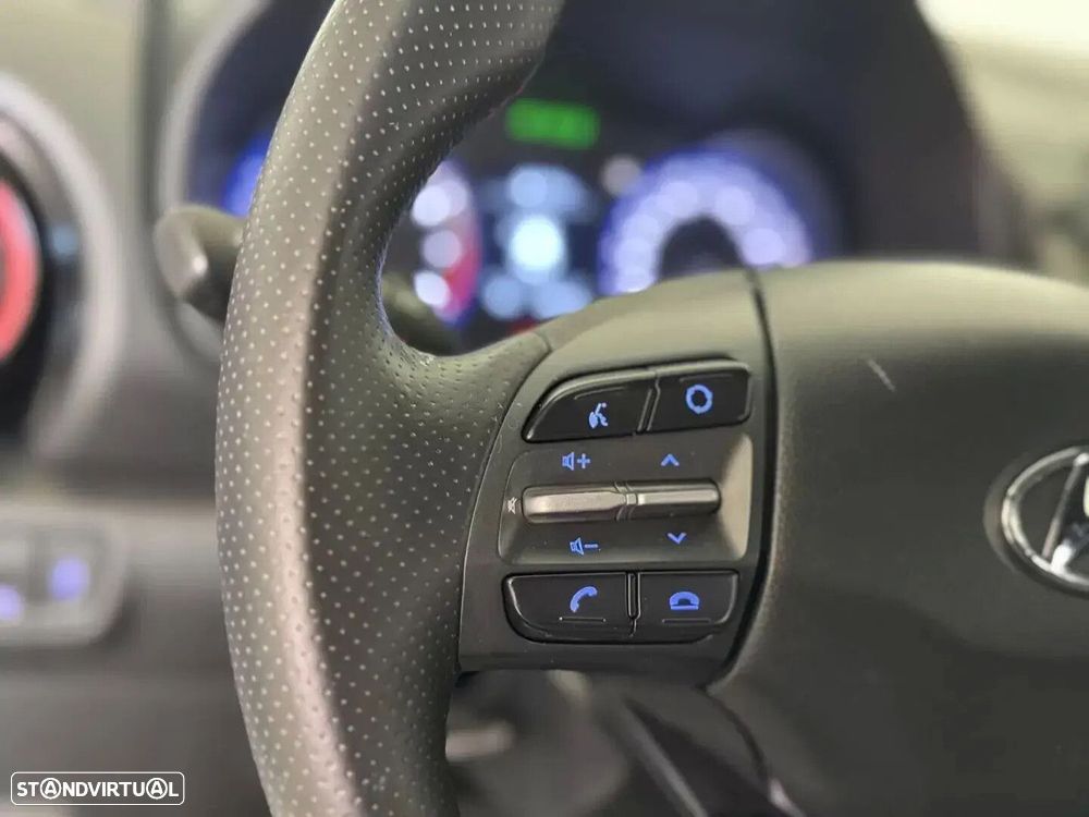 Hyundai Kauai 1.0 T-GDi Premium Pele/Tec.Vermelho - 33