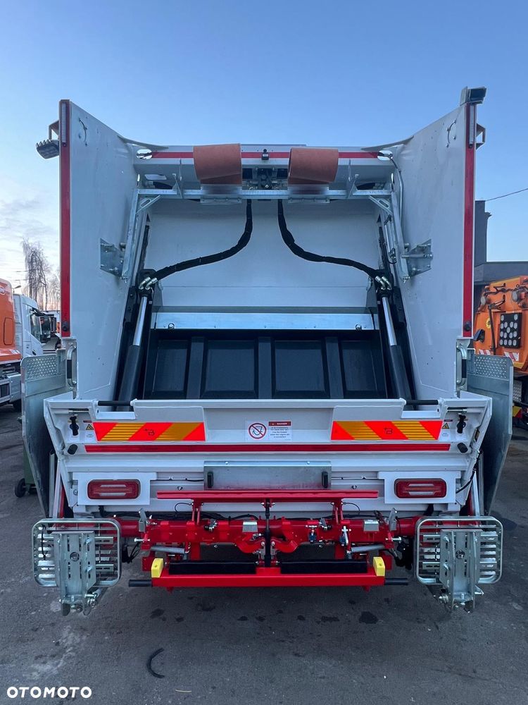 Volvo FE 320 4x2 śmieciarka 16m3 - 6