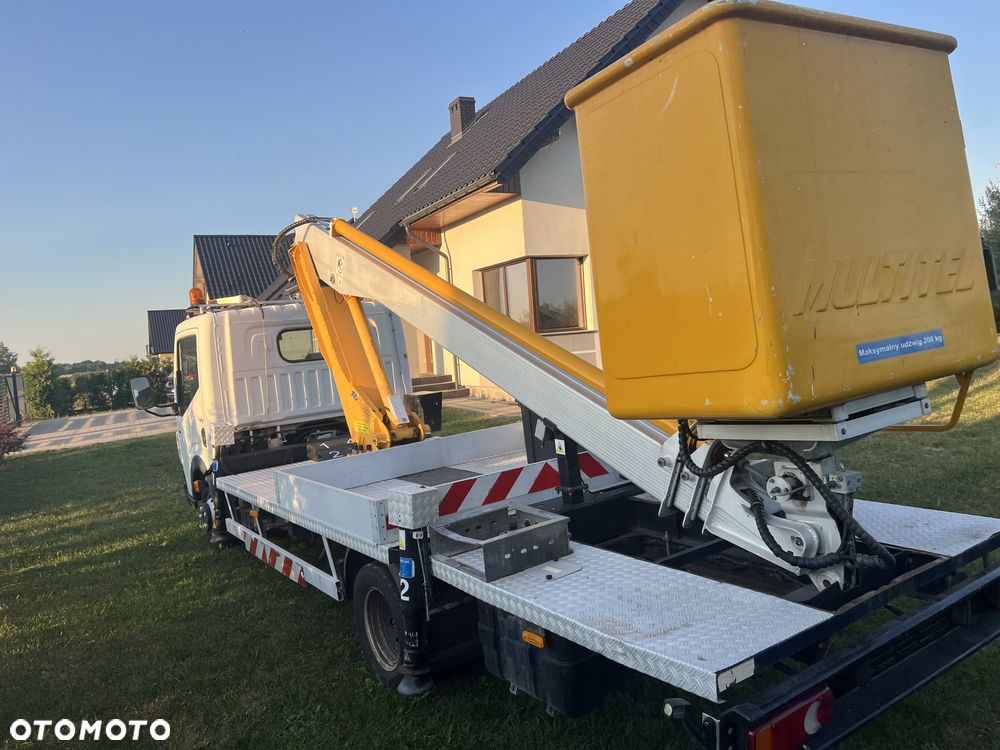 Renault Maxity - 3