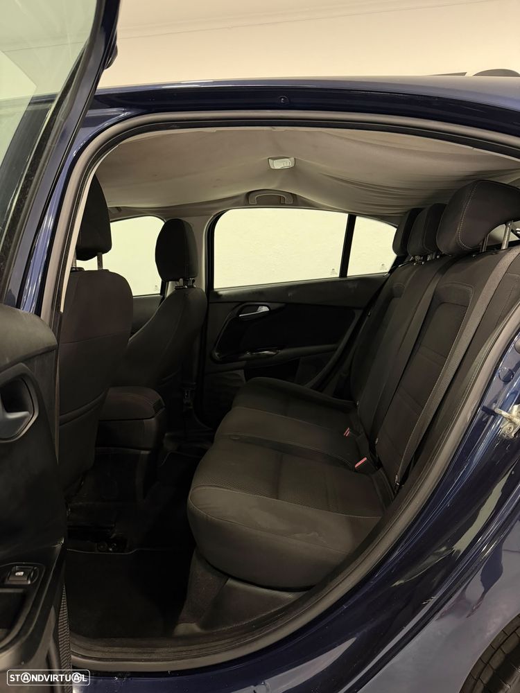 Fiat Tipo 1.3 M-Jet Lounge Tech J17 - 12