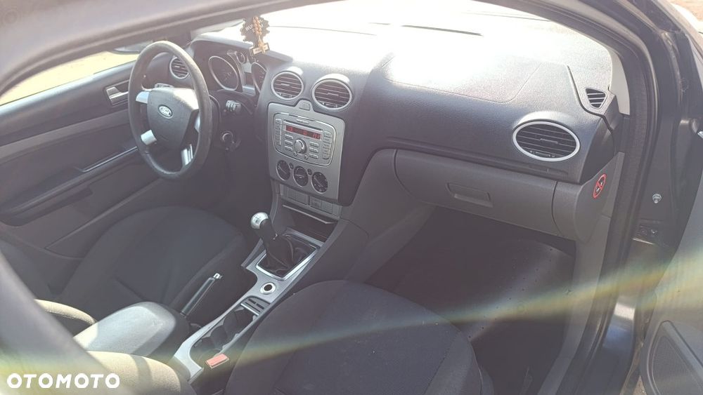35878 Ford Focus MK2 lift model od 08-11 silnik 1.6 TDCi 109 km G8DB/DE/DF/DA/DD lakier H4 - 11