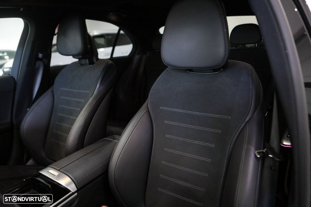 Mercedes-Benz C 300 e AMG Line - 19