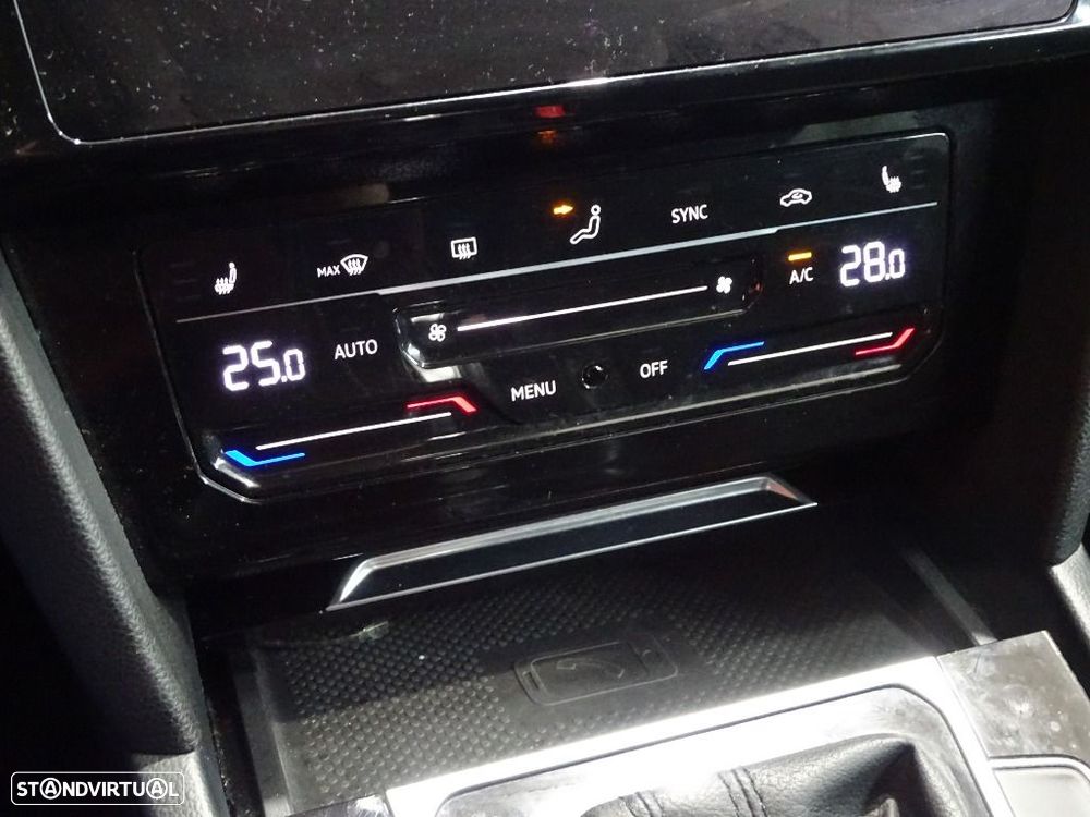 VW Arteon Shooting Brake 2.0 TDI Elegance DSG - 28