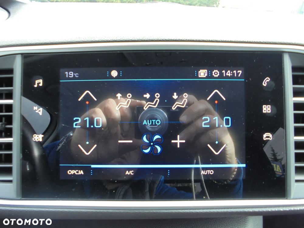 Peugeot 308 BlueHDi 130 Allure Pack - 31