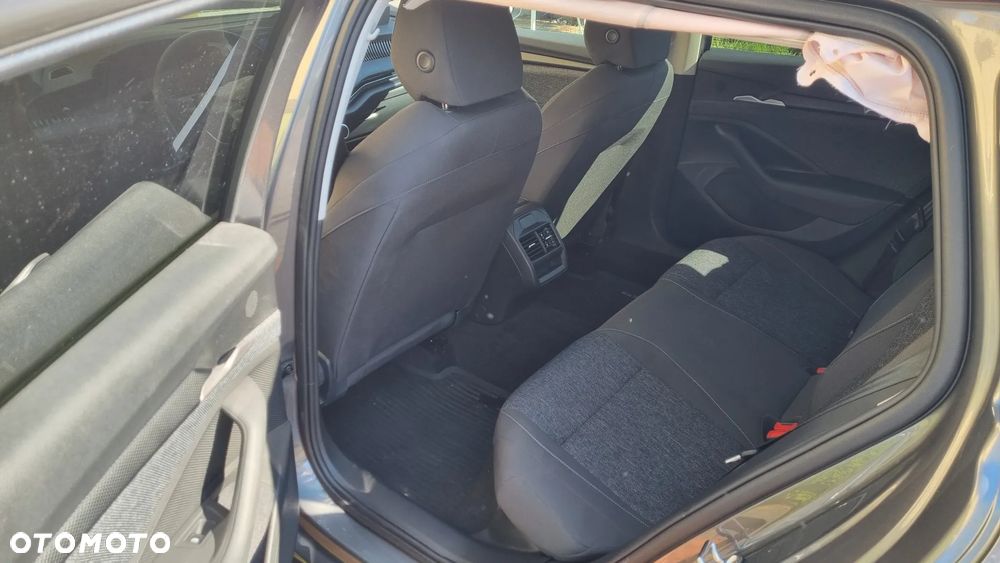 Skoda Superb 1.5 TSI mHEV Essence DSG - 14