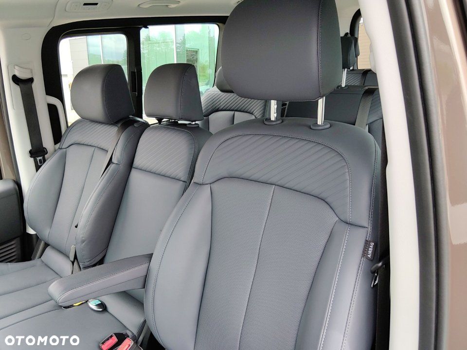 Hyundai Staria - 13