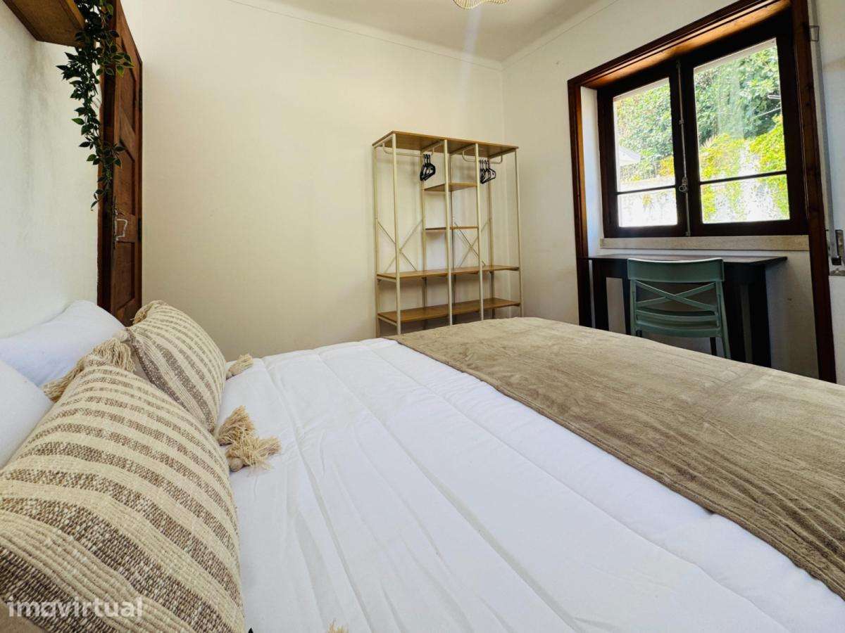 Quarto - localizado em Montes Claros Coimbra - Grande imagem: 3/10