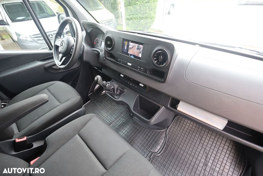 Mercedes-Benz Sprinter L2H2 Axa Dubla - 16