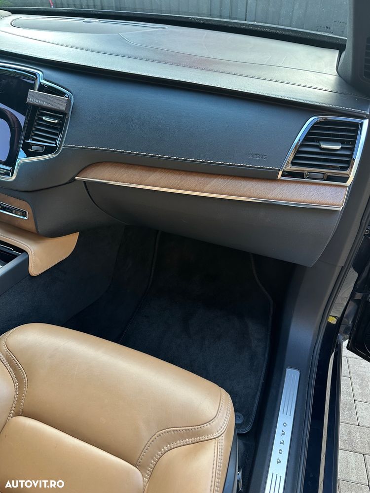 Volvo XC 90 T6 AWD Geartronic Inscription - 24