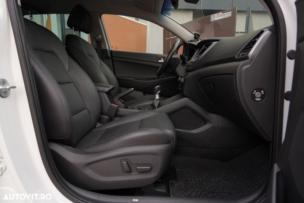 Hyundai Tucson 2.0 CRDI 4WD Style - 13