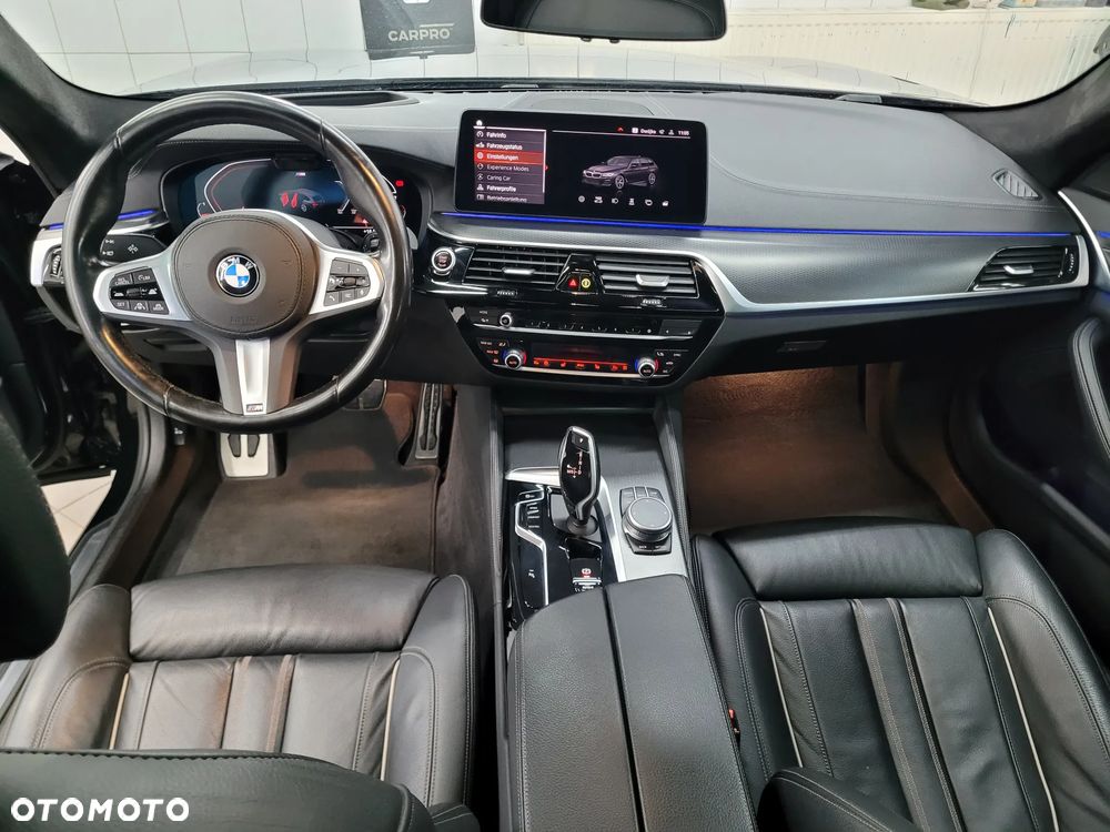 BMW Seria 5 520d M Sport Edition - 11