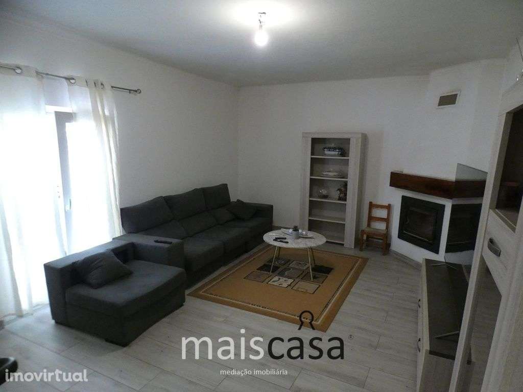 Moradia T3 com Tanque, Terreno e Linha de Água - Grande imagem: 5/22